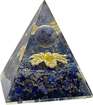 Blau-gelbe CHONIT Orgonit-Pyramide mit gelbem Blumensymbol und dunkler Kugel.