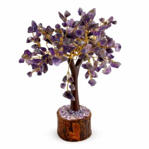 Deko-Baum mit lila Steinblättchen und goldfarbenen Ästen
